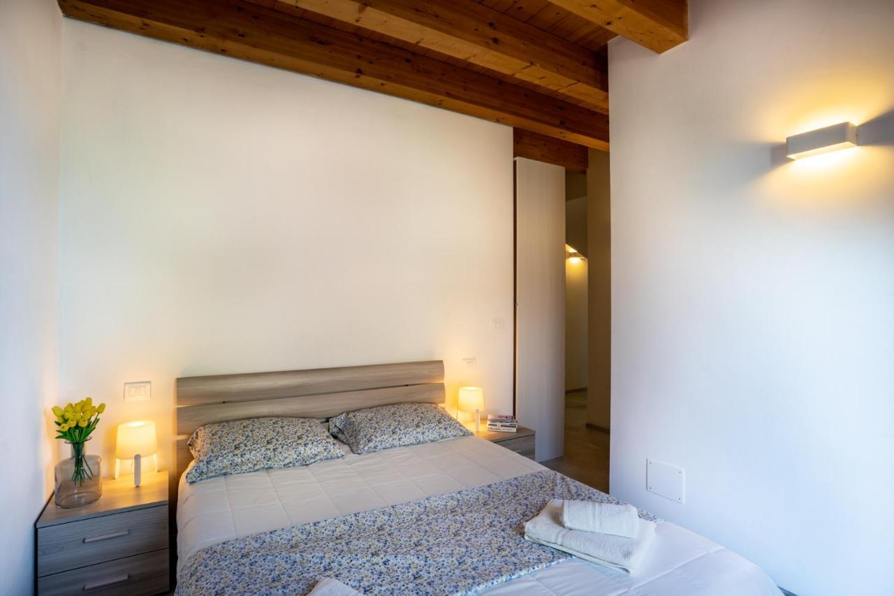 Casa Tina Holiday Home Диано-д'Альба Экстерьер фото